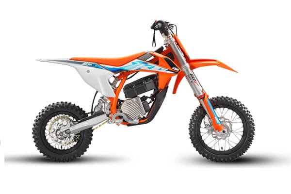 2024 KTM SX-E 5, un mini-cross destinat juniorilor competitivi